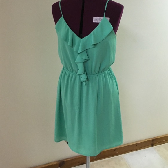 Ayla Green Dress Size Large Francesca's