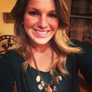 Meet your Posher, Haley