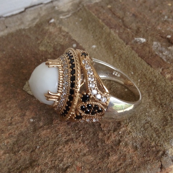 NATURAL OPAL WHITE TOPAZ RING - Picture 3 of 4