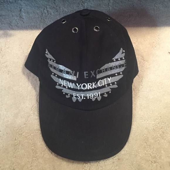 Armani Exchange hat