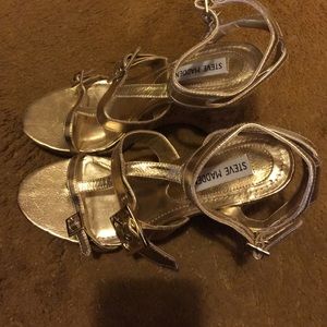 8 Steve Madden wedges