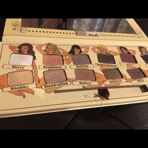 The balm nude tude eyeshadow palette