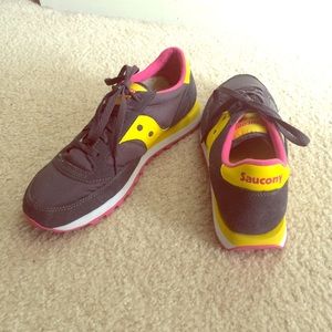 😎Saucony Jazz😎