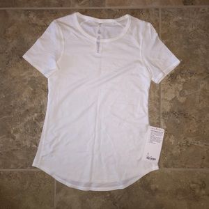 Lululemon tee 8
