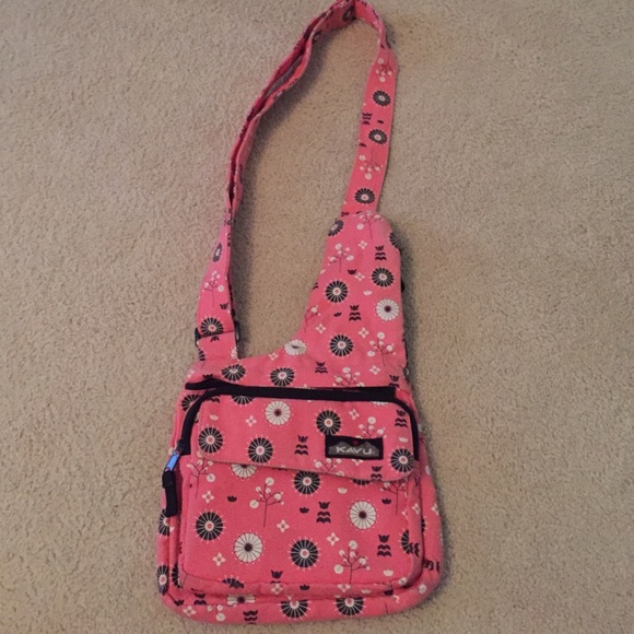 A kavu side bag