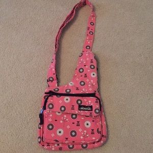 A kavu side bag