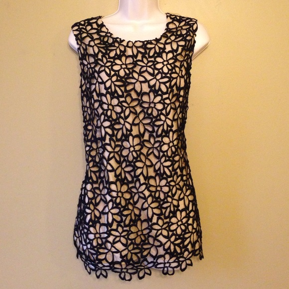 SOLD IN BUNDLE NEW Lela Rose Neiman Marcus Tank - Picture 2 of 4