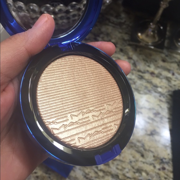 Mac  Extra Dimension Skinfinish -  ✨OH, Darling✨