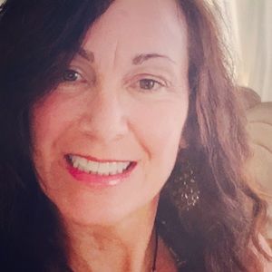 Meet your Posher, Joy