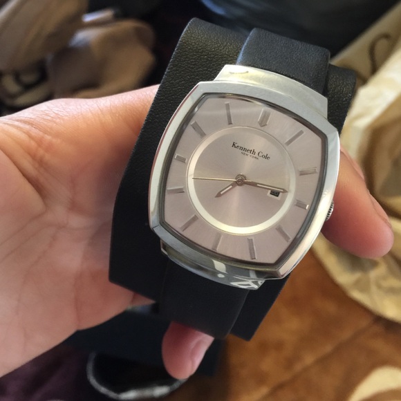 💥💥Kenneth Cole men watch 💥💥