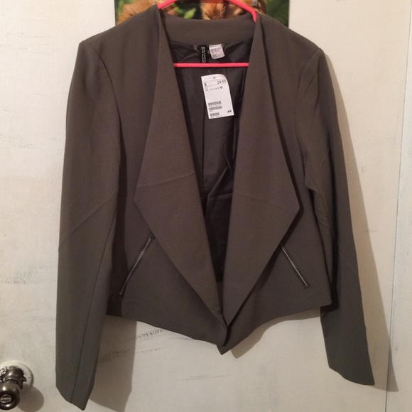 Olive blazer 🎉