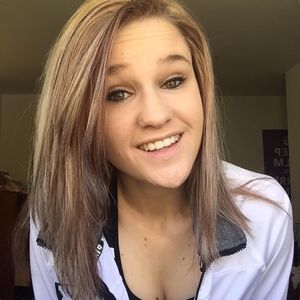 Meet your Posher, Tina