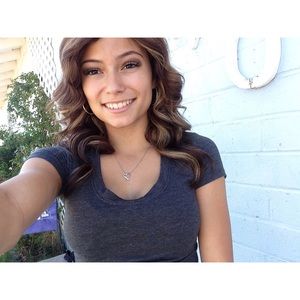 Meet your Posher, Alaina