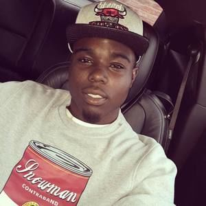 Meet your Posher, Deshawn