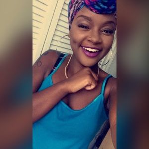 Meet your Posher, Taniesha