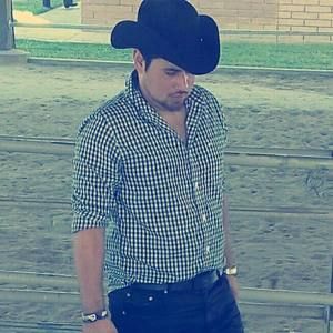 Meet your Posher, Julio césar