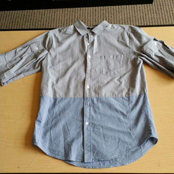 Forever 21 Men's Button down - Picture 2 of 3