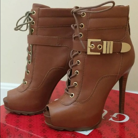 ❌❌❌🚫SOLD🚫❌❌❌Guess booties Medium Brown SZ 8.5 - Picture 3 of 3