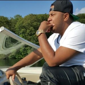 Meet your Posher, Luis