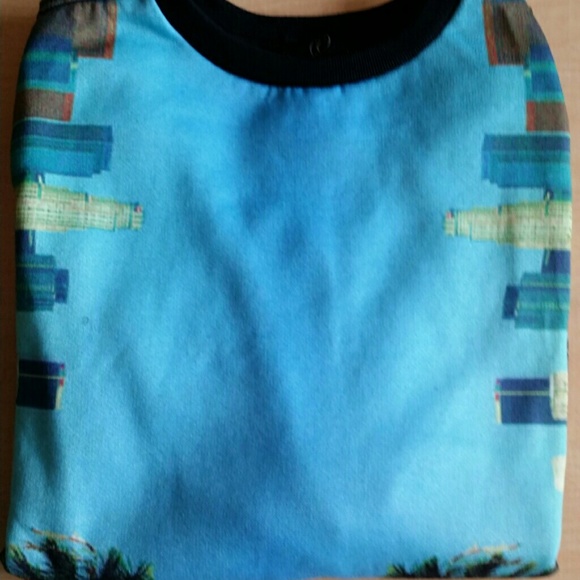 Sweat Shirt - Picture 2 of 4