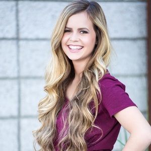 Meet your Posher, Michaela