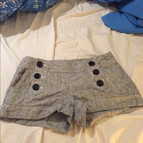 Express sailor button shorts size 2