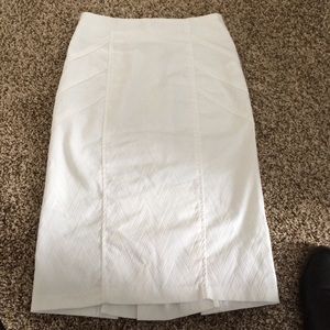 White high waisted pencil skirt