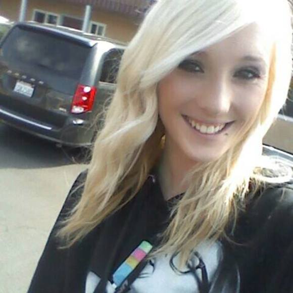 Meet your Posher, Melisa - Picture 1 of 1