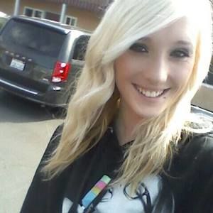 Meet your Posher, Melisa