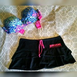 **sold** Black and pink miniskirt swim cover-up