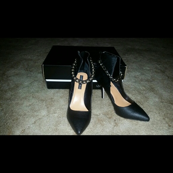 Ankle chained heels