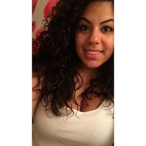 Meet your Posher, Natali