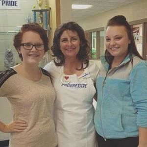 Meet your Posher, Dana