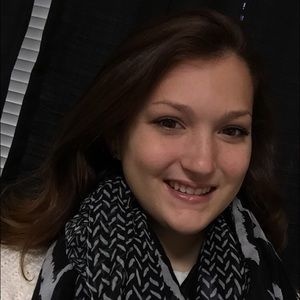 Meet your Posher, Adeline