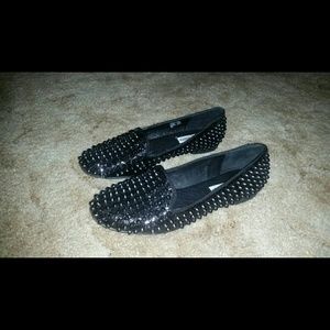 Steve Madden Studded flates