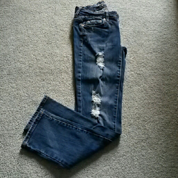 AEROPOSTALE Distressed Jeans