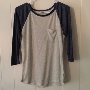 🔺SOLD🔻 Size M F21 Baseball Tee.