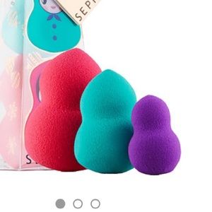 Meet your Posher, Mireya