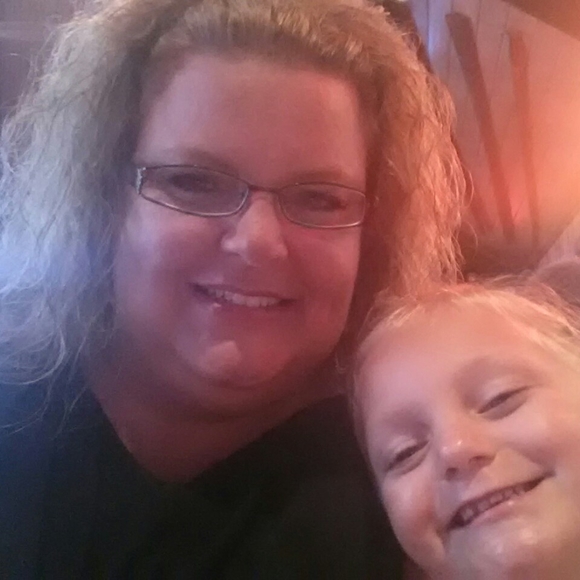 Meet your Posher, Caren - Picture 1 of 1