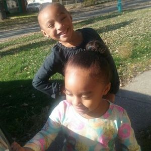 Meet your Posher, Latisha