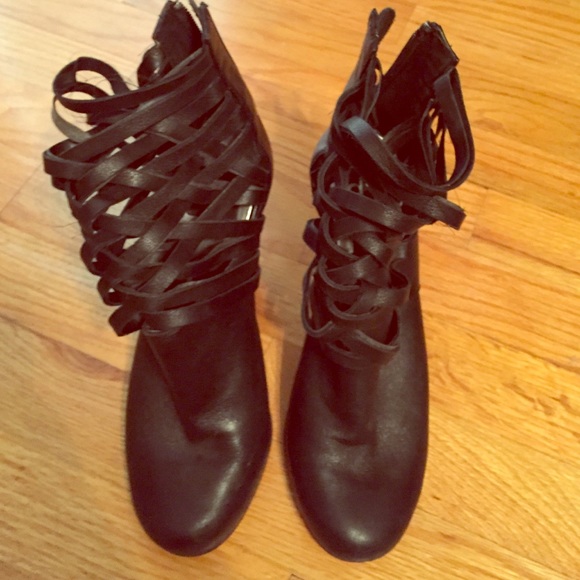 DOLCE VITA booties