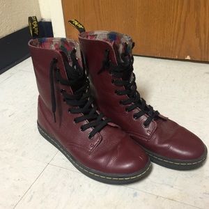 Dr. martens size: 8