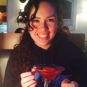 Meet your Posher, Ana