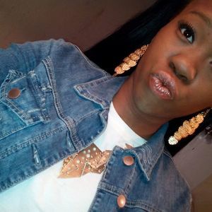 Meet your Posher, Dijonna