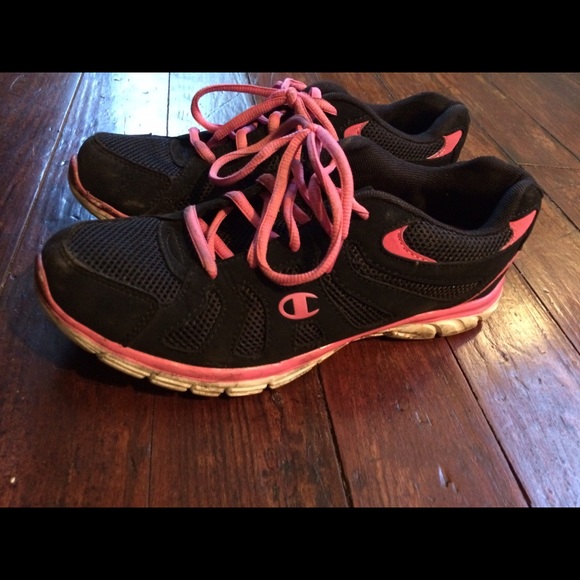 Shoes - Picture 1 of 2