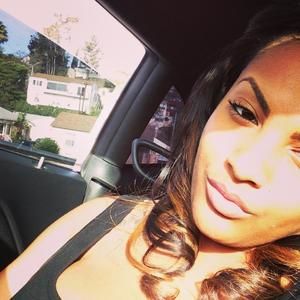 Meet your Posher, Tiffani