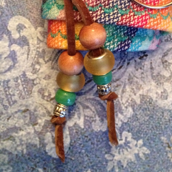 Hand Crafted cuff bracelet fully adjustable - Picture 3 of 4