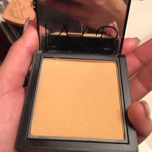 NARS Punjab all day luminous powder foundation