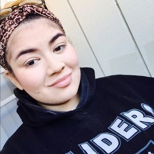 Meet your Posher, Melanie