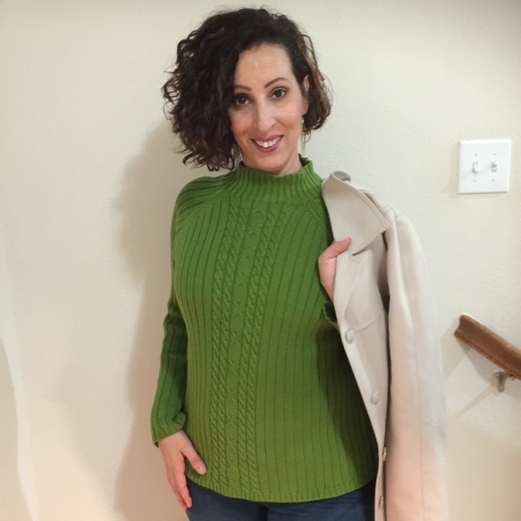 Relativity Sweaters - Relativity Green Cable Knit Sweater